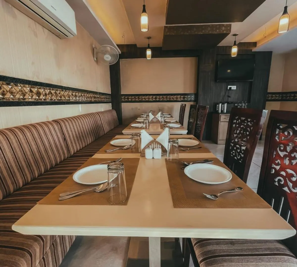 Hotel S L E Residency Varanasi