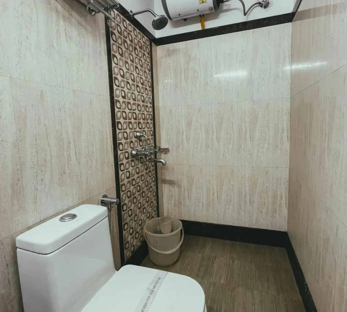 Hotel S L E Residency Varanasi