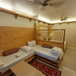 Hotel Temple On Ganges, Varanasi